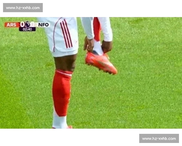 有没有朋友和我一样，觉得埃泽这脚是 “二踢脚”？